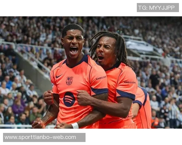 曼联寻求前锋补强但未必会追求巴萨旧将罗克 曼联寻求前锋补强但未必会追求巴萨旧将罗克